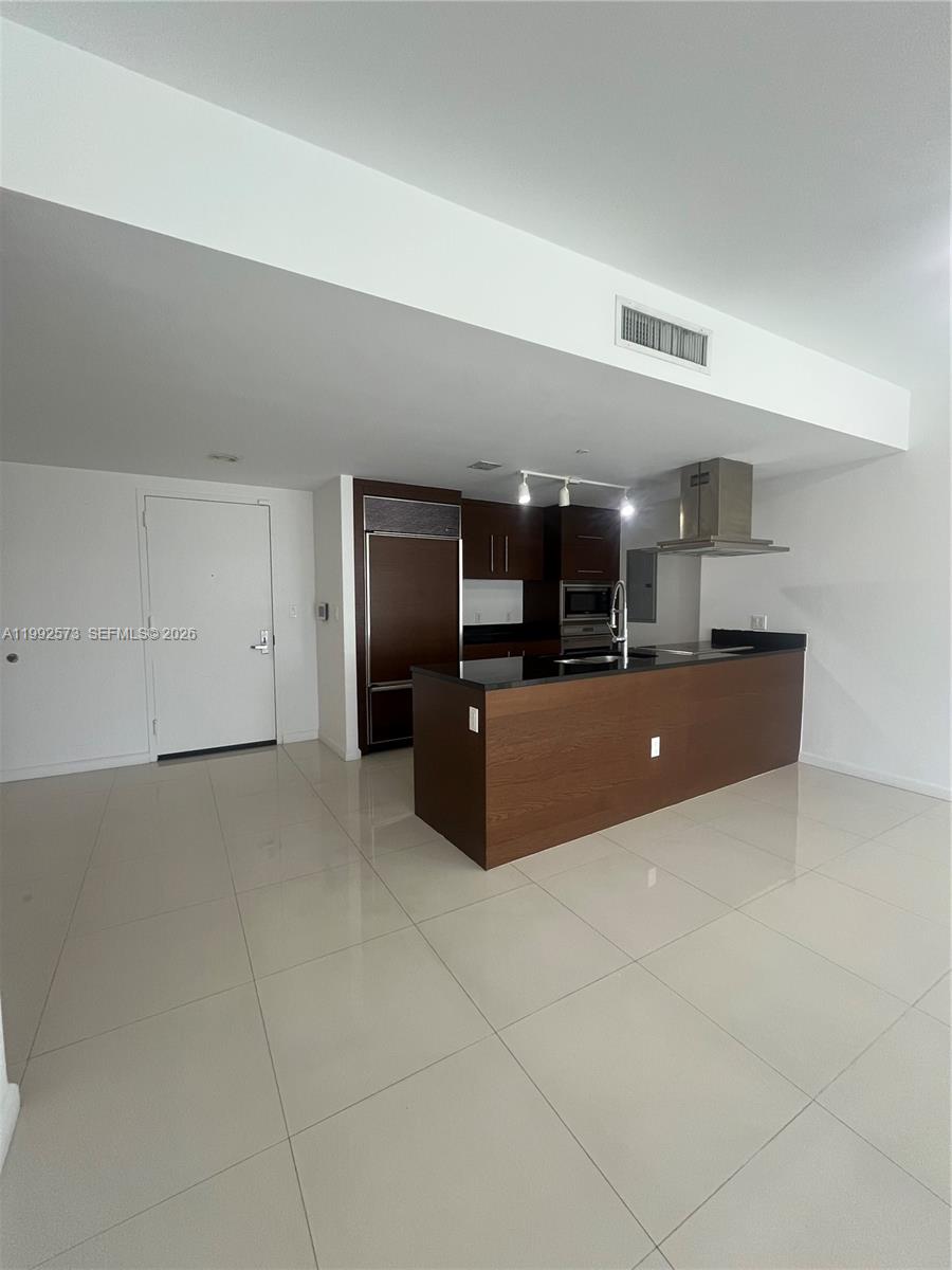 Tower II - Residential Lease