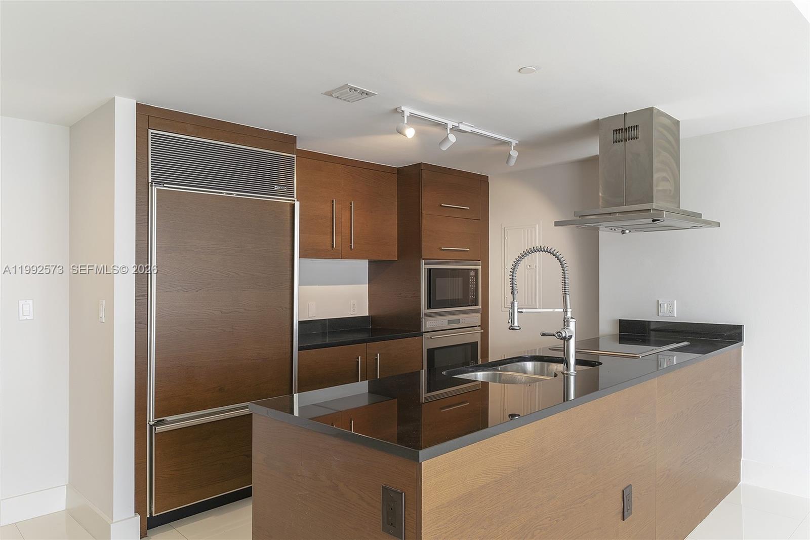 Tower II - Residential Lease