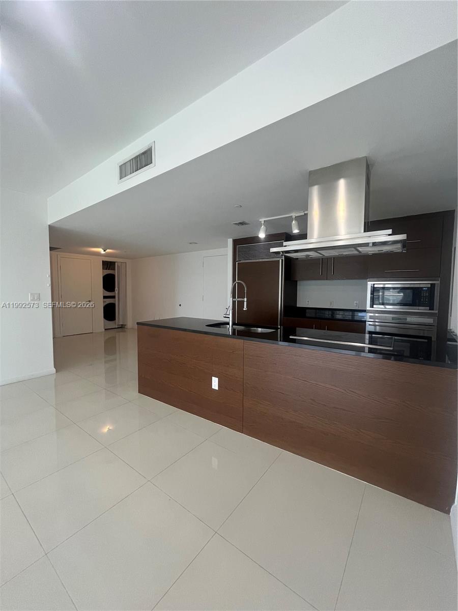 Tower II - Residential Lease