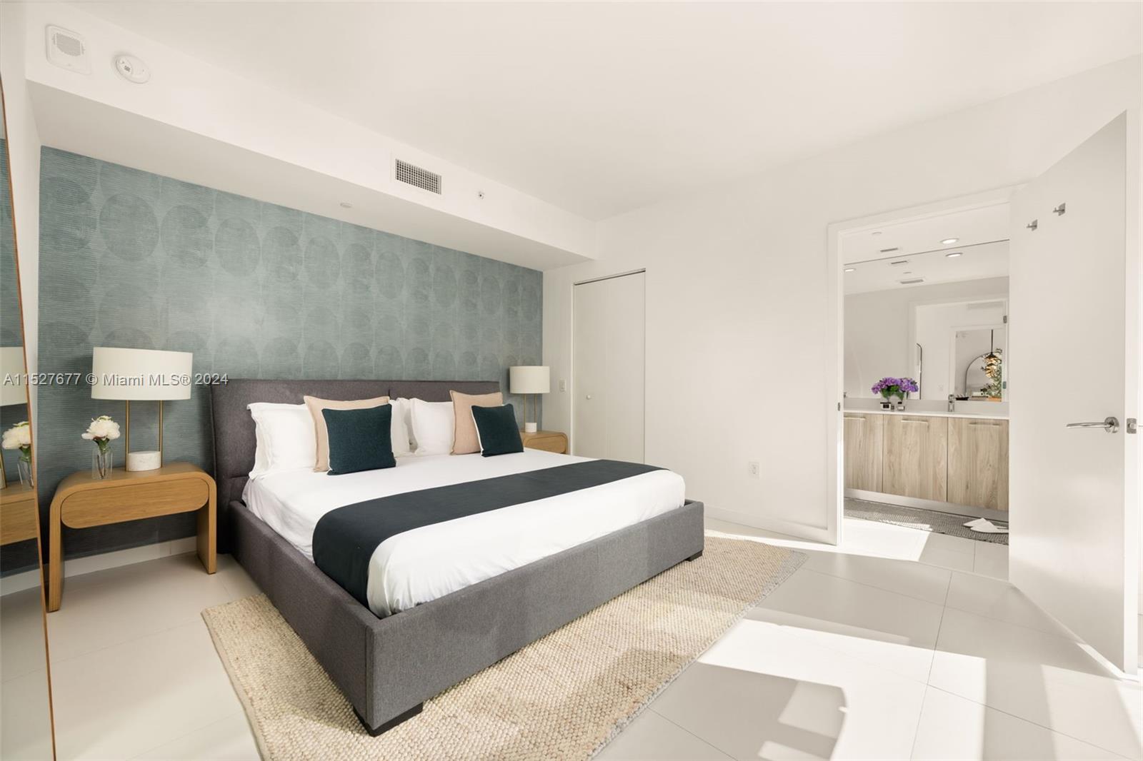 PARAISO BAYVIEWS CONDO - Residential Lease