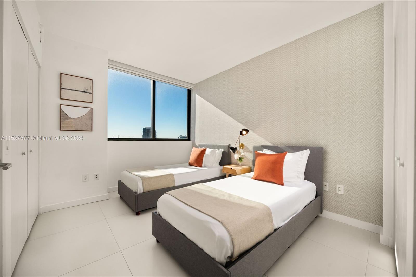 PARAISO BAYVIEWS CONDO - Residential Lease