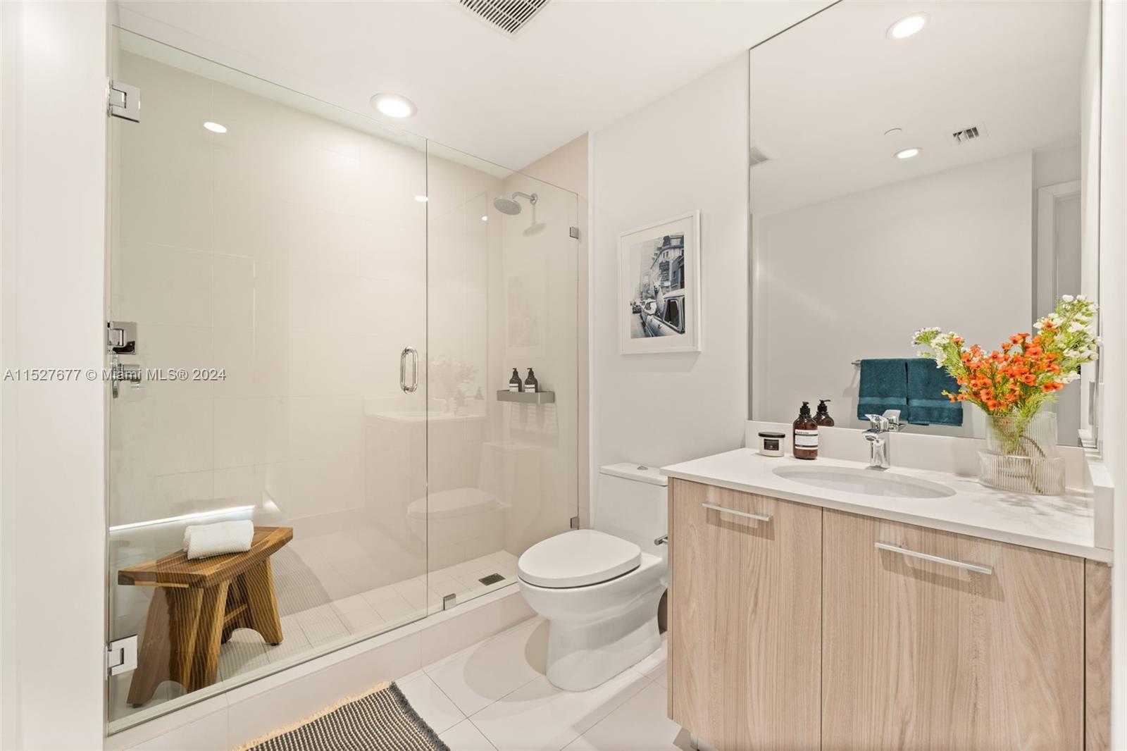 PARAISO BAYVIEWS CONDO - Residential Lease