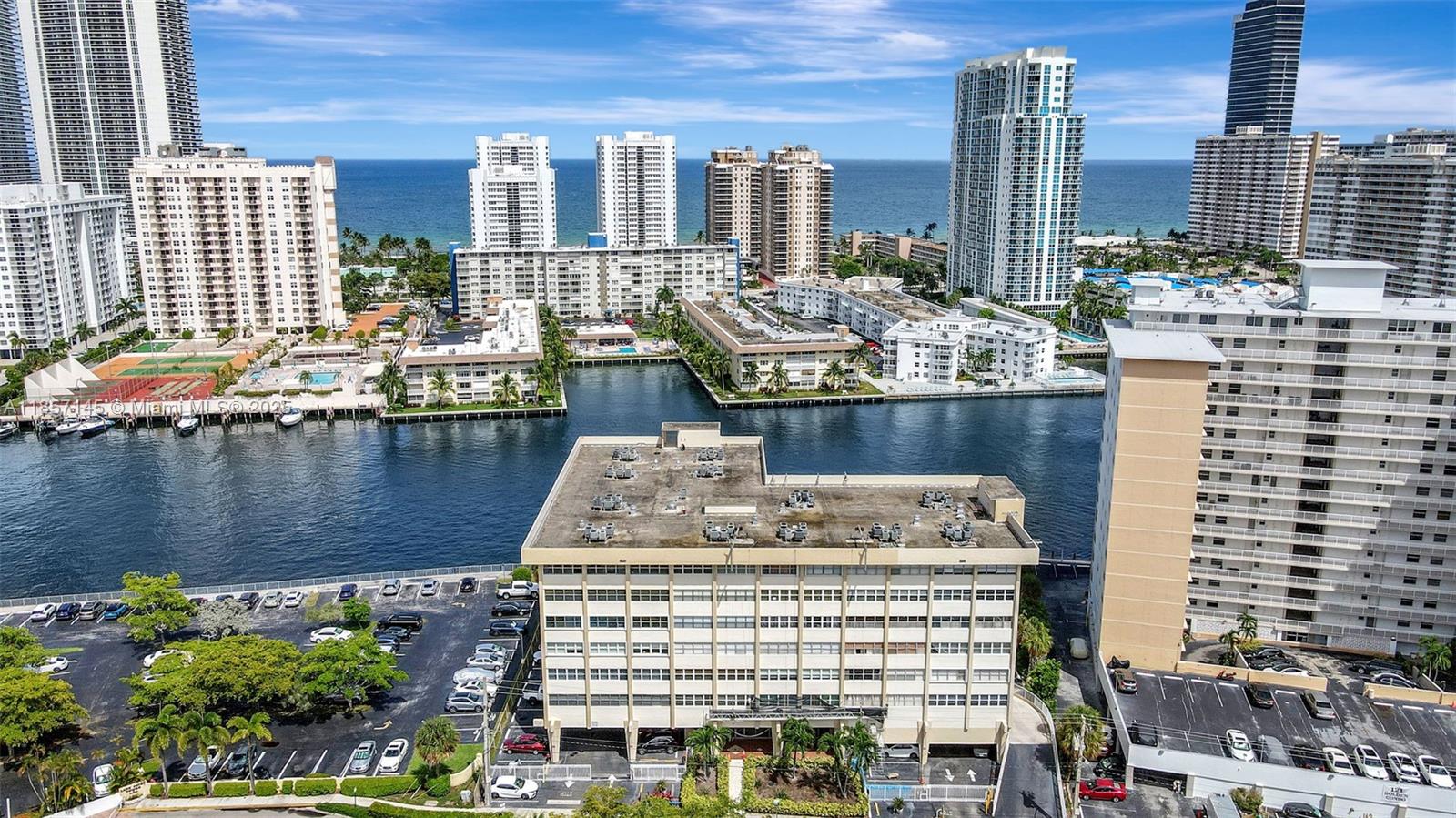 GOLDEN SAILS CONDO - Residential Lease