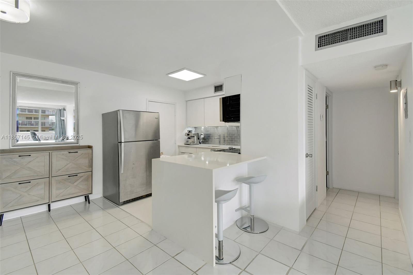 GOLDEN SAILS CONDO - Residential Lease