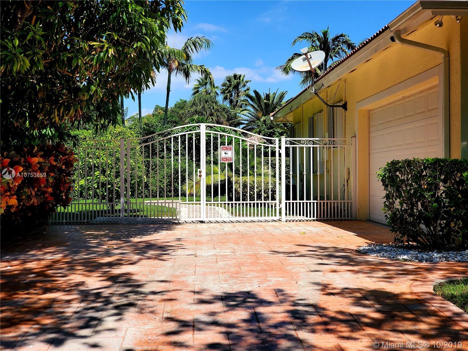 GROVES AT OLD CUTLER - Residential