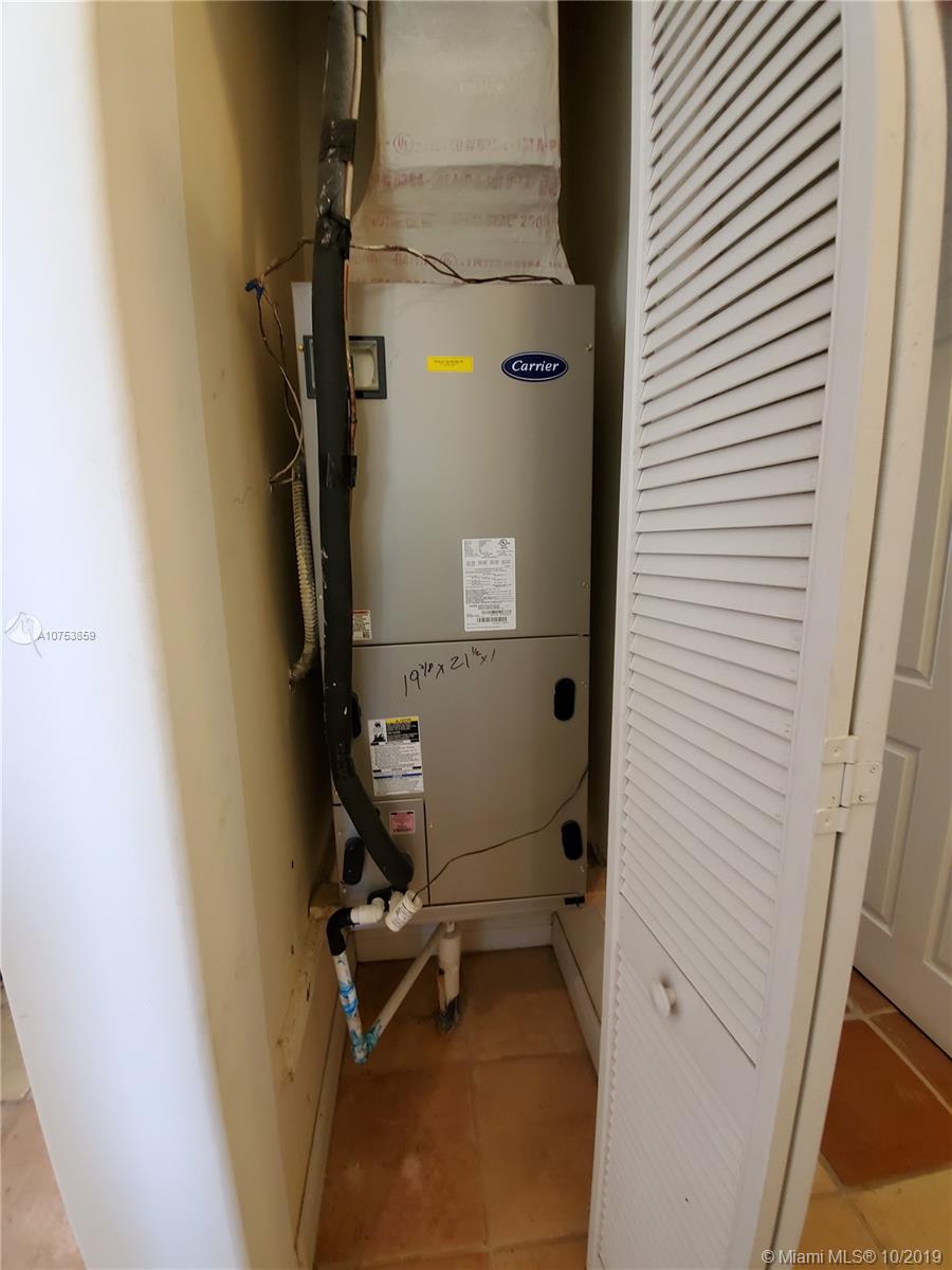 GROVES AT OLD CUTLER - Residential