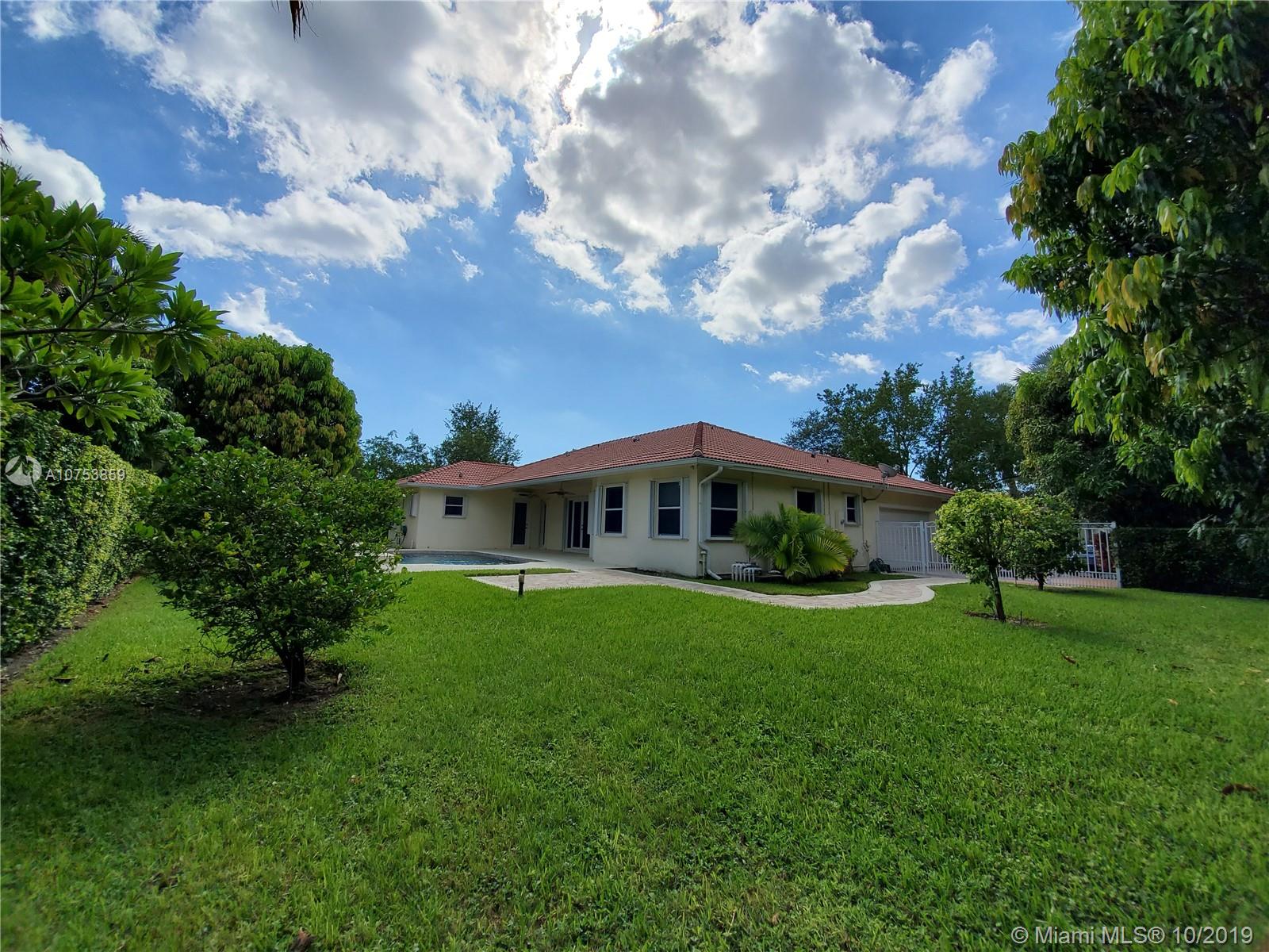 GROVES AT OLD CUTLER - Residential