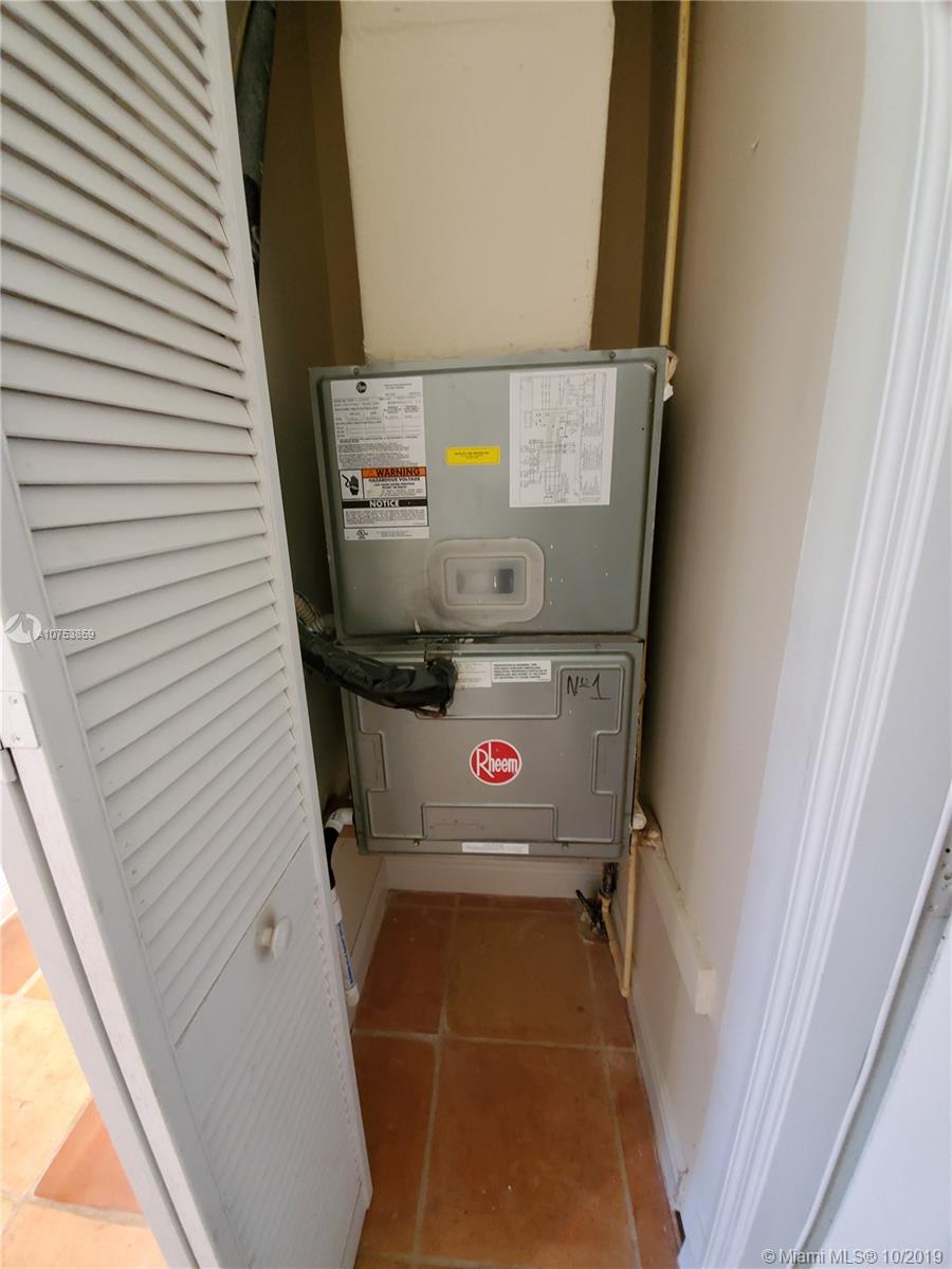 GROVES AT OLD CUTLER - Residential