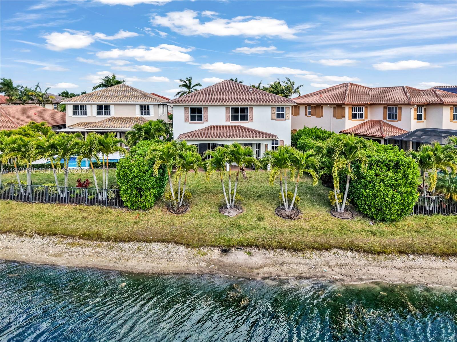 Miralago - Residential