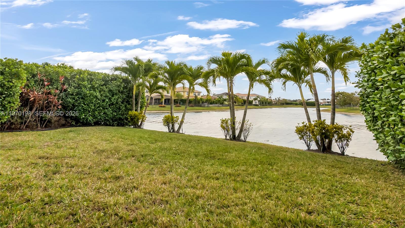 Miralago - Residential