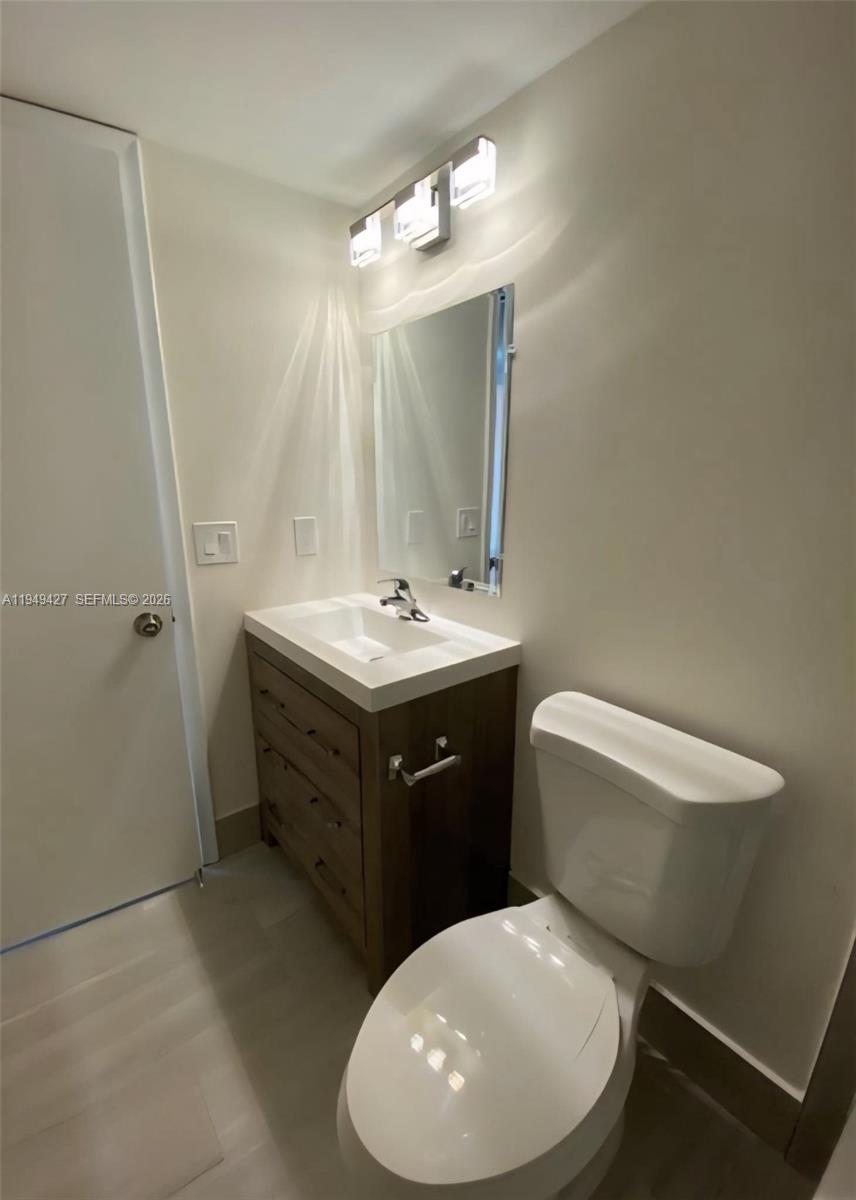 NEW HAMPTON AT CENTURY VI - Residential