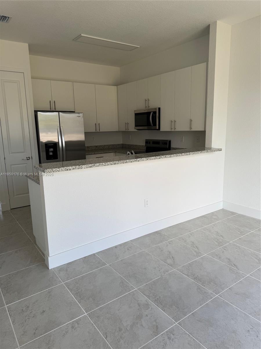 HIGHLAND ESTATES - Residential