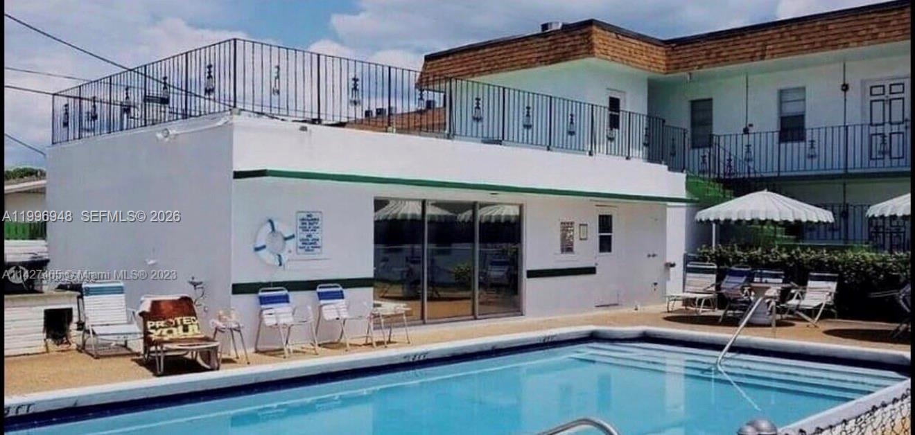 CYPRESS GARDENS CONDOMINI - Residential