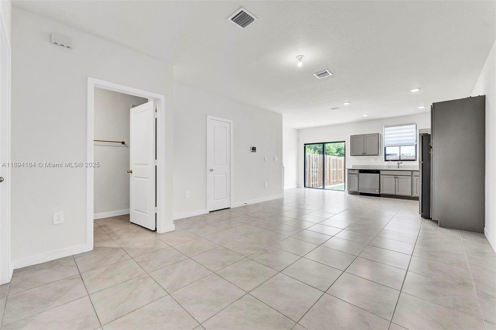 MIAMI LAND AND DEVELOPMEN - Residential