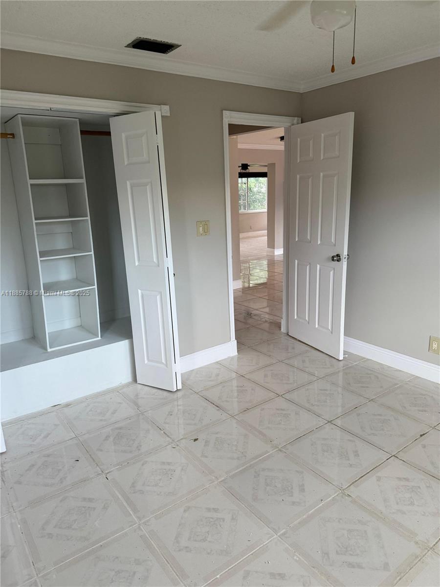 WESTWOOD COMMUNITY 4 - Residential Lease