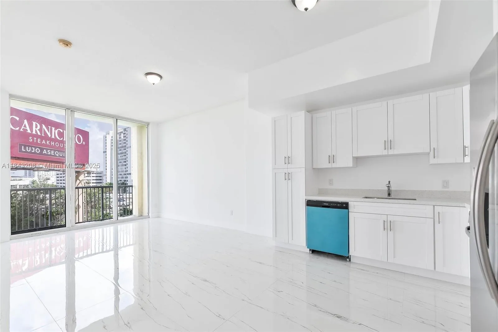 Miami, Florida 33136, United States, 1 Bedroom Bedrooms, ,1 BathroomBathrooms,Residential,Active,174037 Miami, Florida 33136, United States, 1 Bedroom Bedrooms, ,1 BathroomBathrooms,Residential,Active,174037