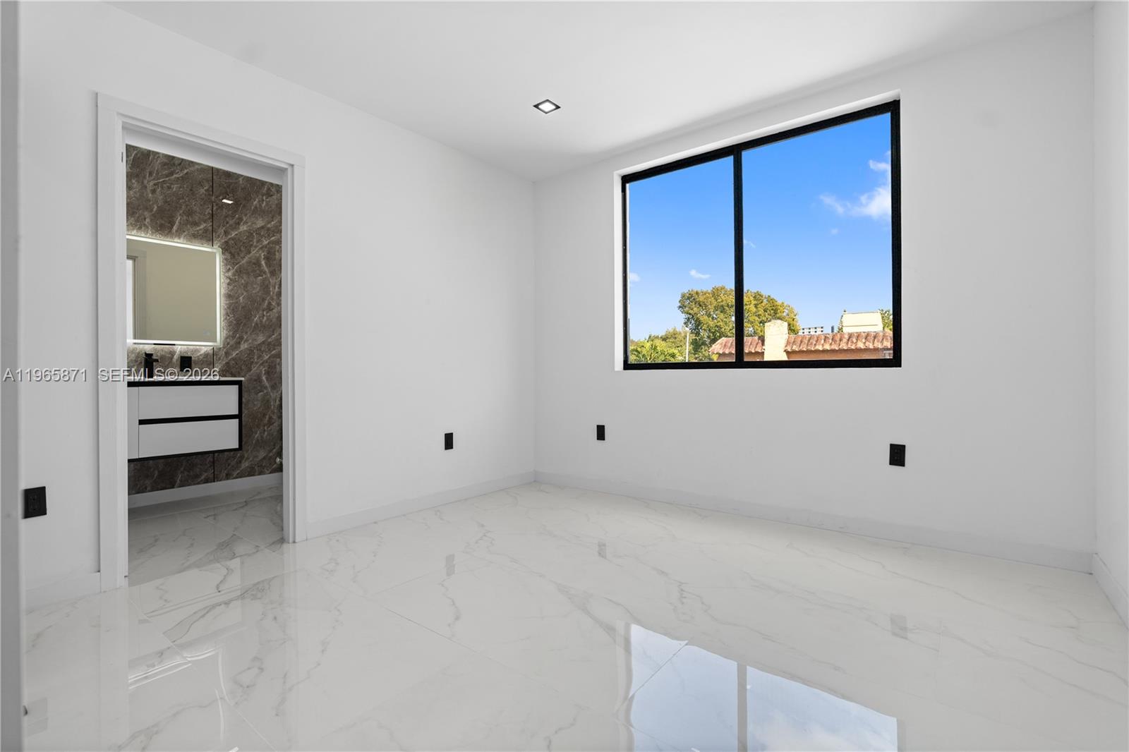 GROVE PARK - Residential