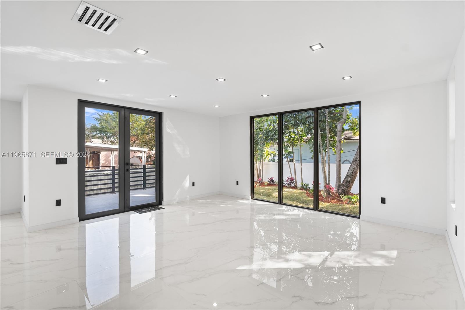 GROVE PARK - Residential