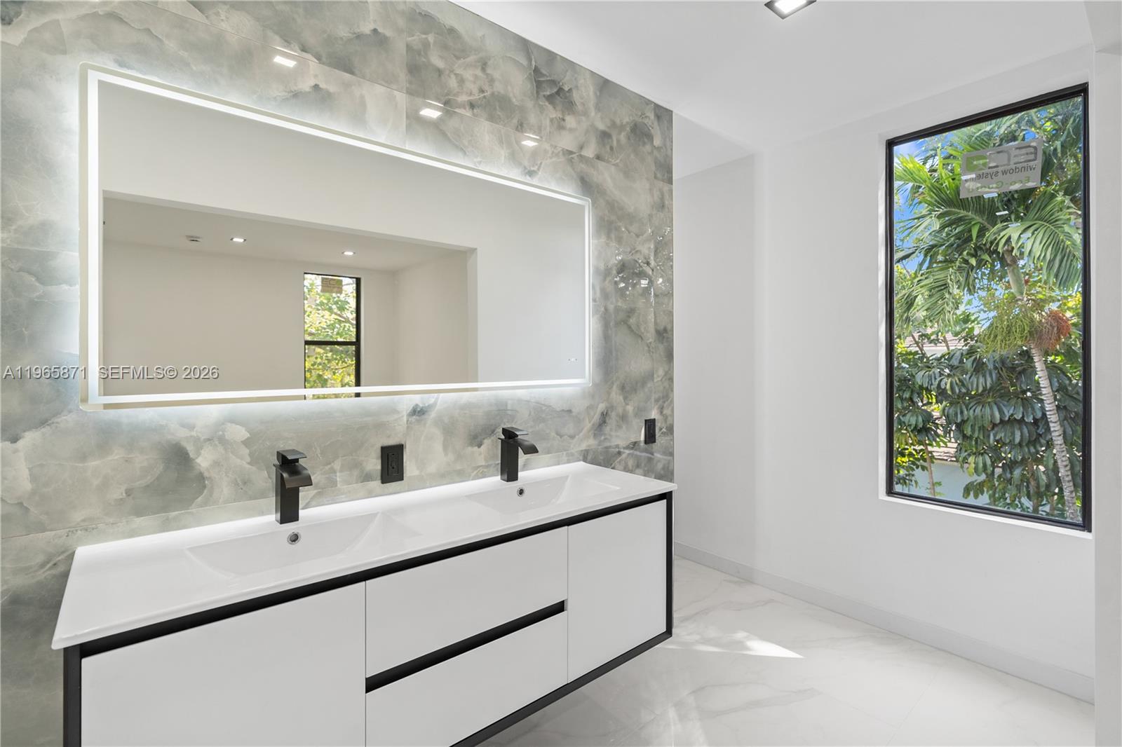 GROVE PARK - Residential