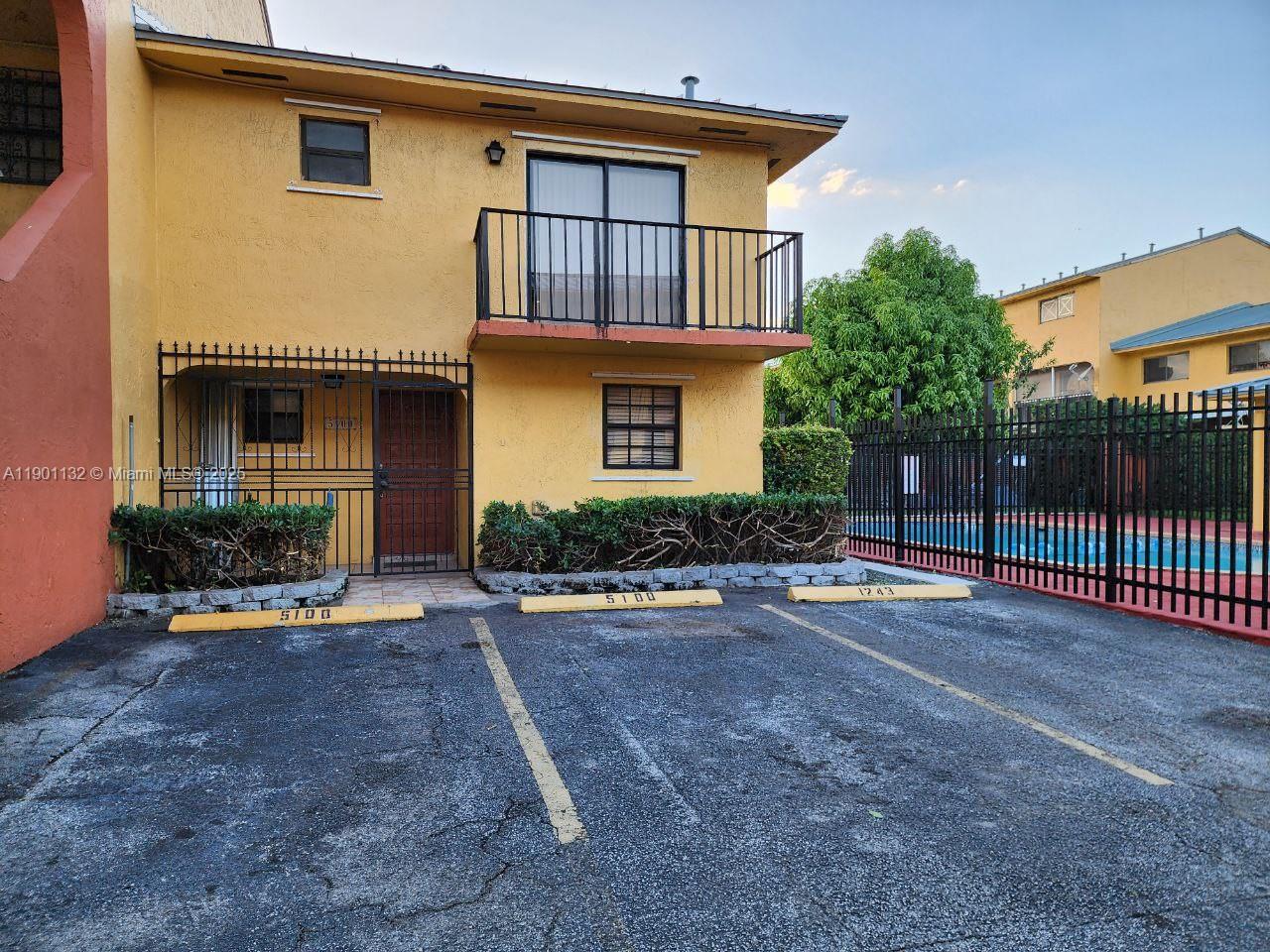 CARMEL TOWNHOMES CONDO - Residential Lease