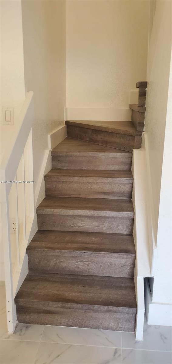 CARMEL TOWNHOMES CONDO - Residential Lease