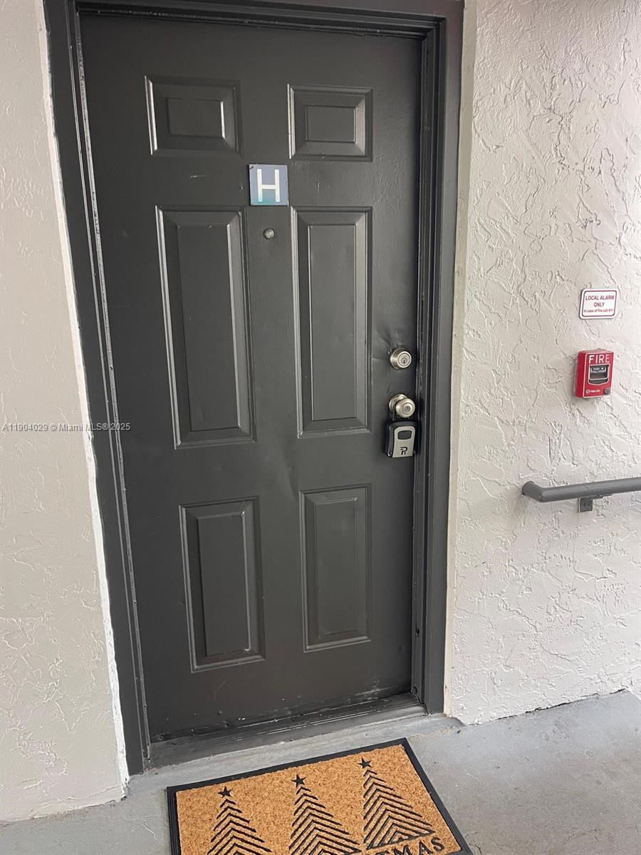 ST ANDREWS PALM BEACH CON - Residential