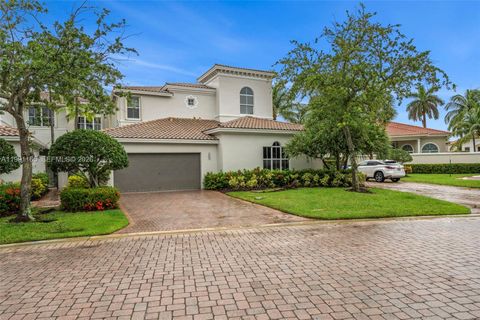 896 W Spinnaker Dr W 896 Hollywood FL 33019