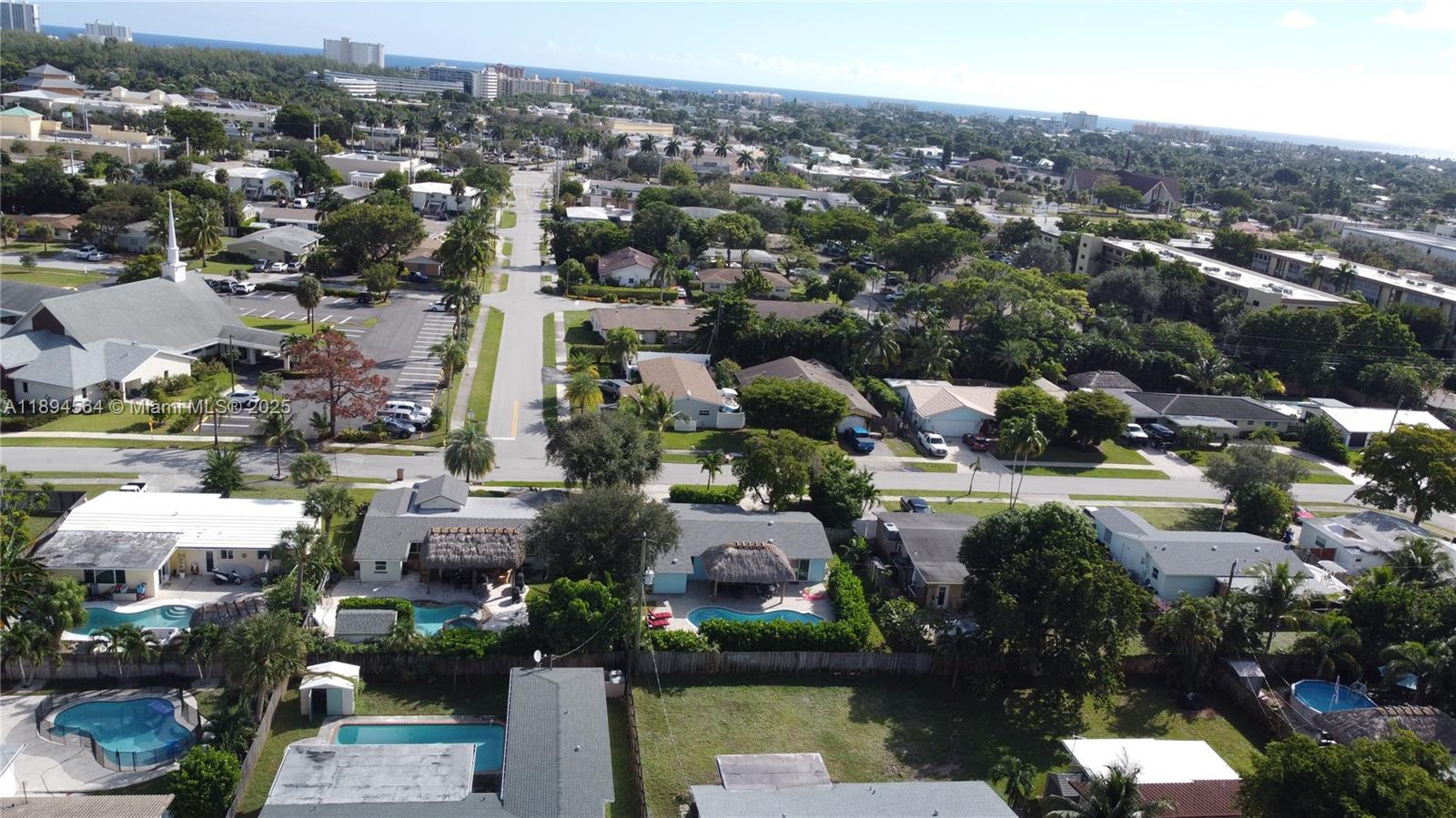 DEERFIELD SHORES - Residential