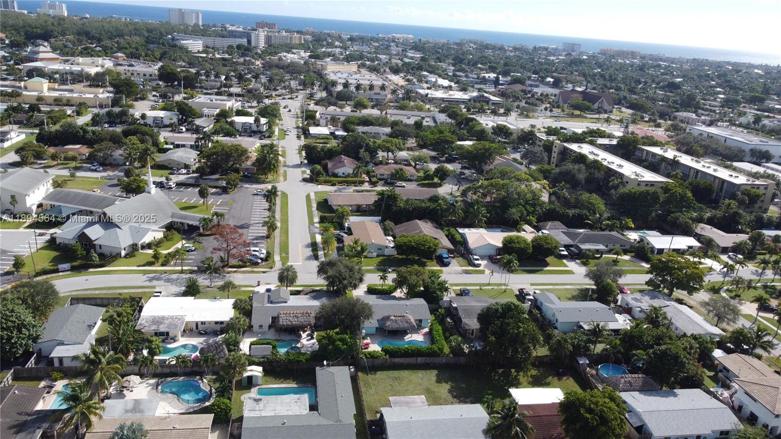 DEERFIELD SHORES - Residential