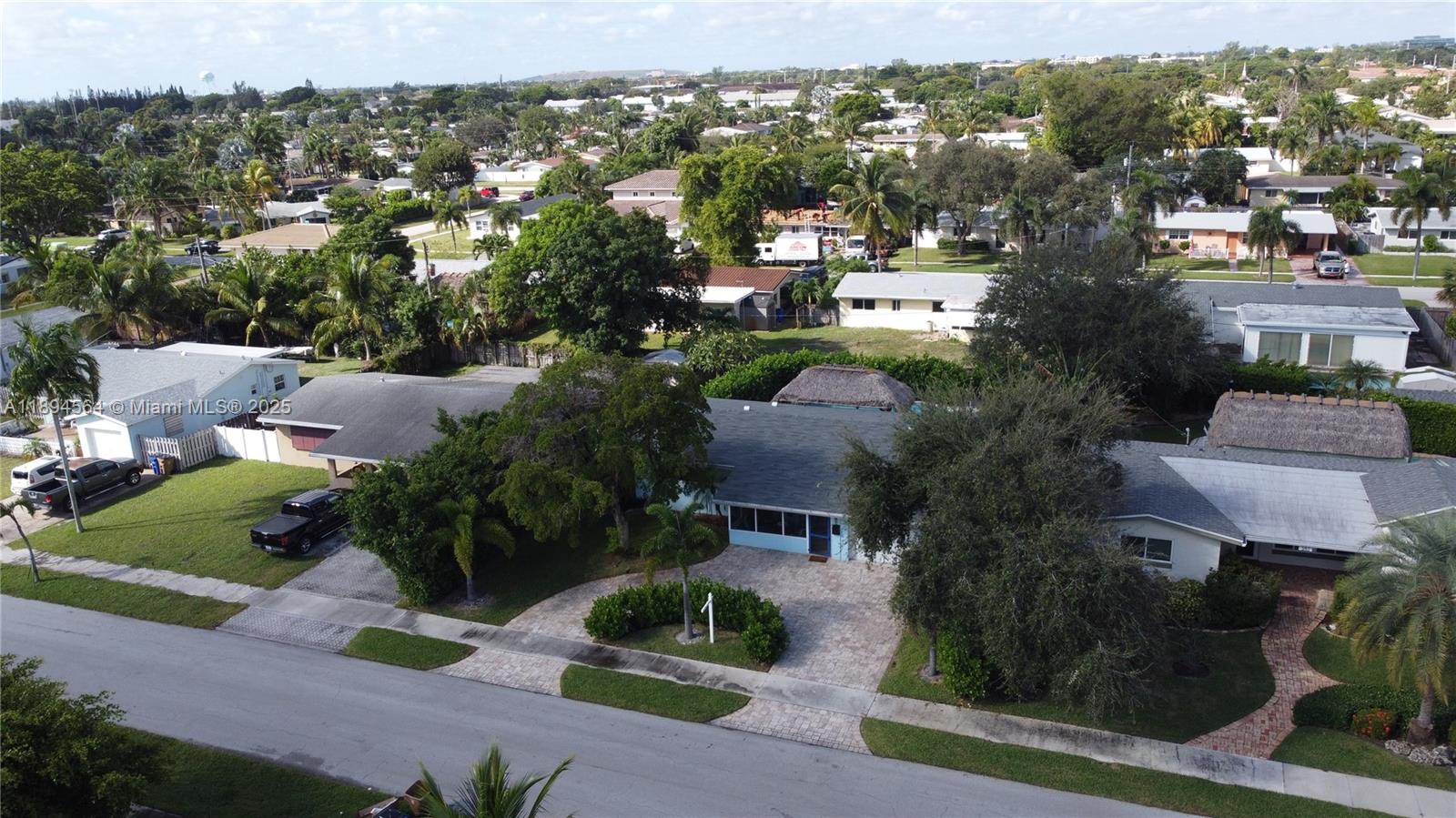 DEERFIELD SHORES - Residential