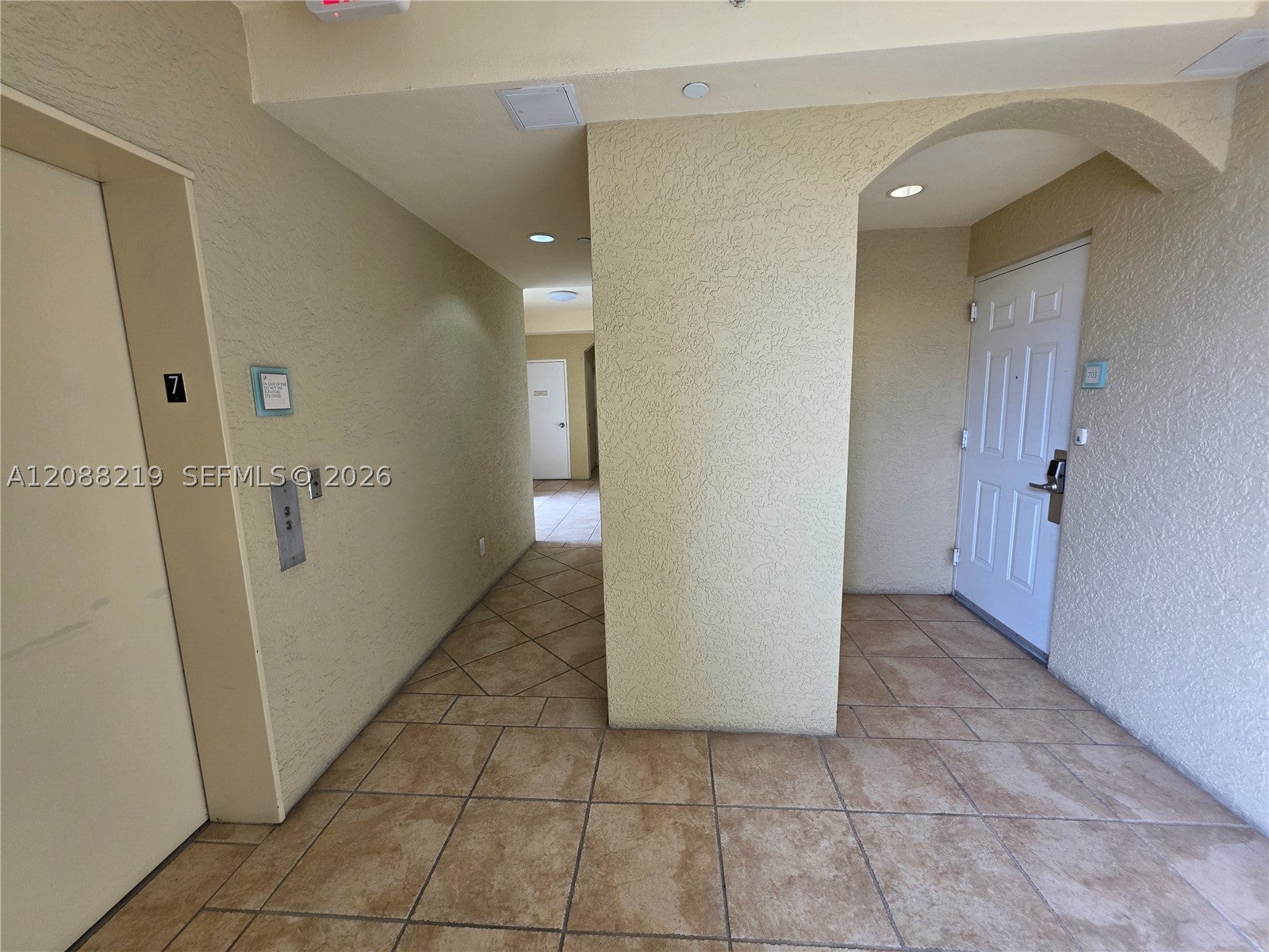 3340 NE 190th St 705