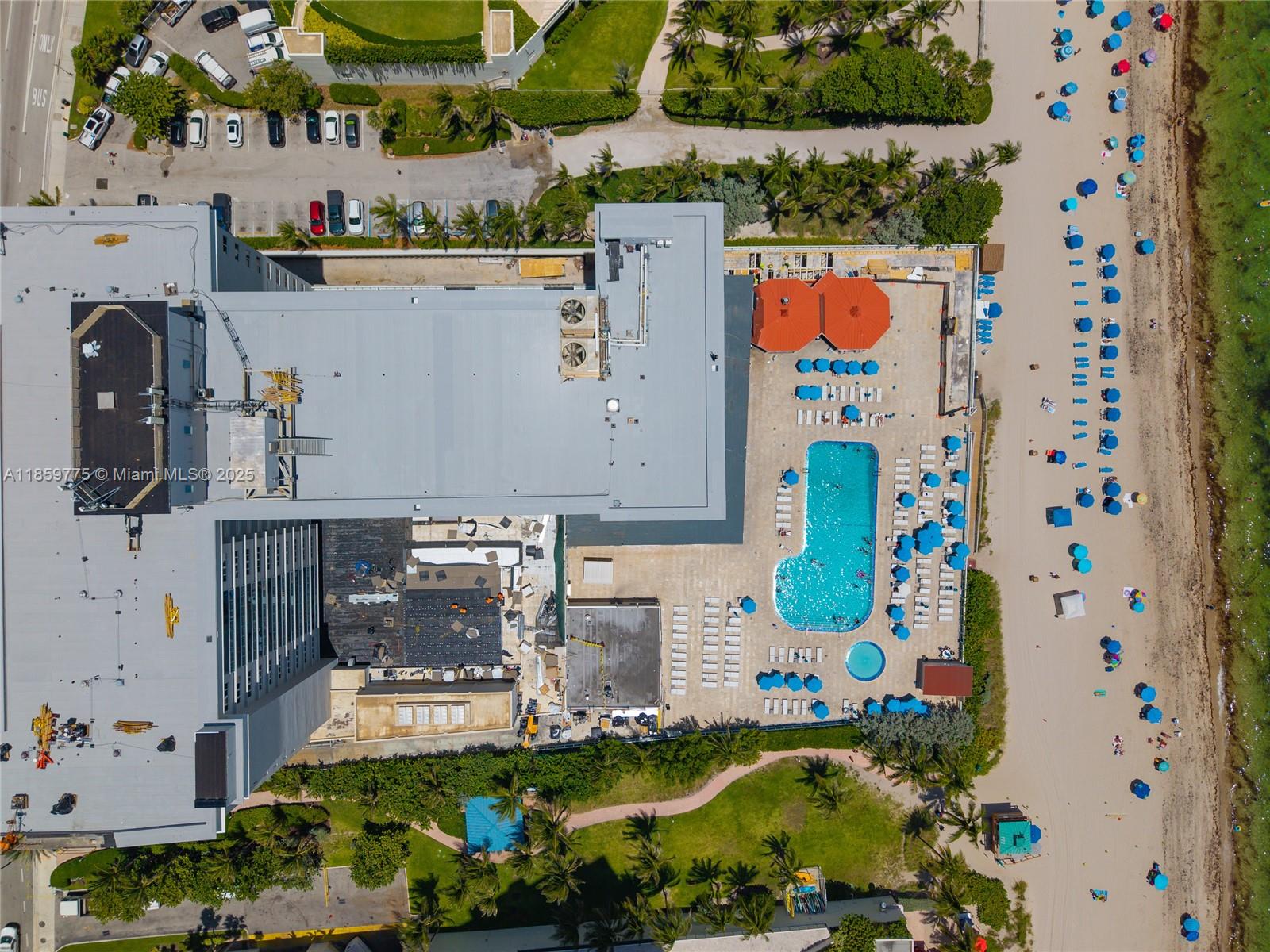 THE AVENTURA BEACH CLUB C - Residential