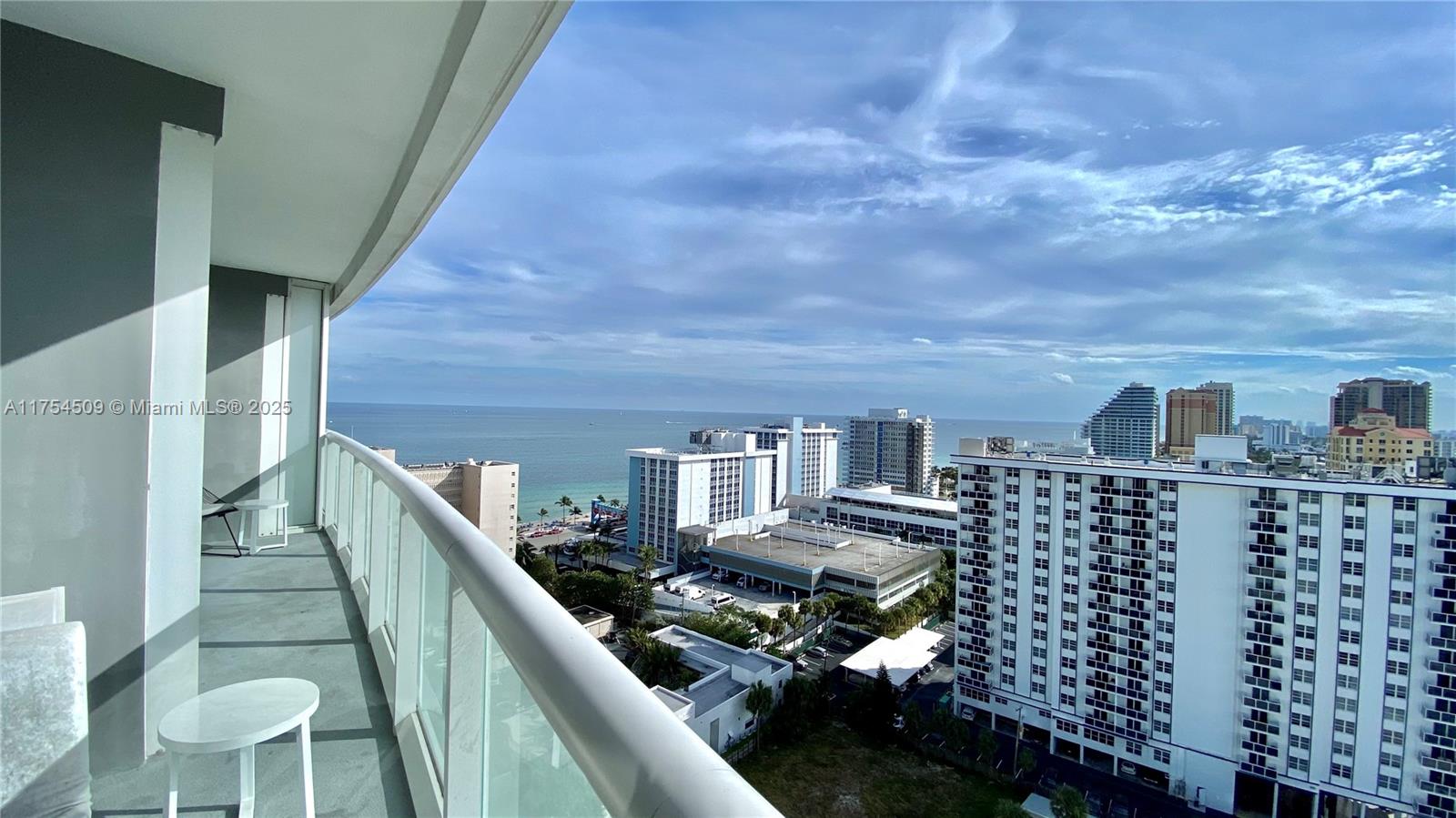 3101 Bayshore Dr 1703