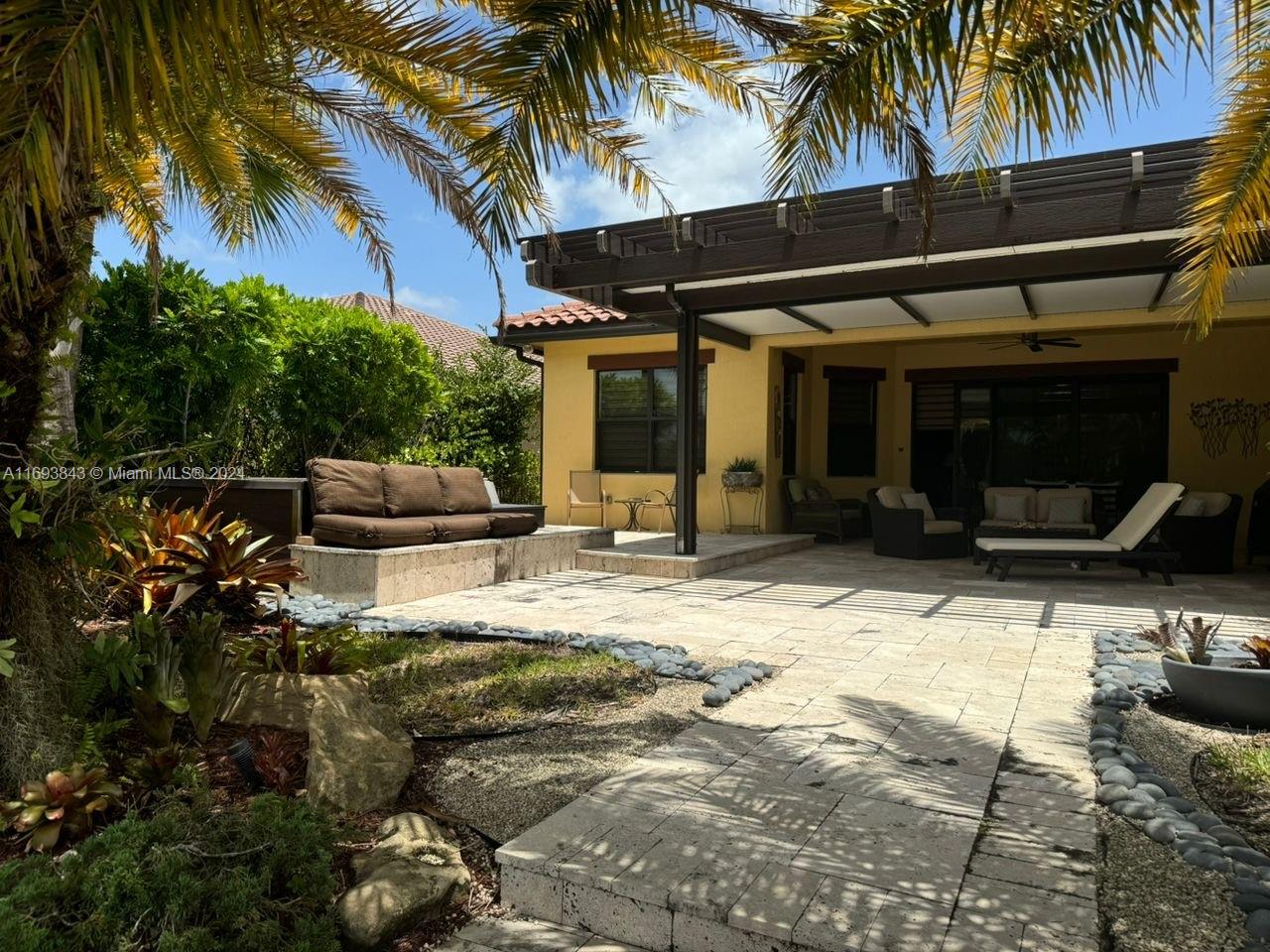 HERON BAY NORTH PLAT 3 - Residential