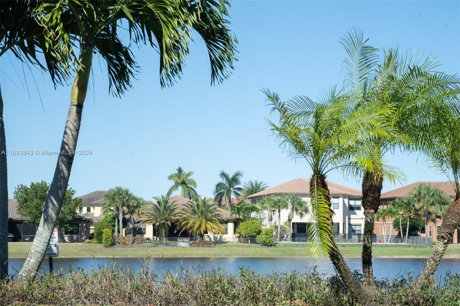 HERON BAY NORTH PLAT 3 - Residential