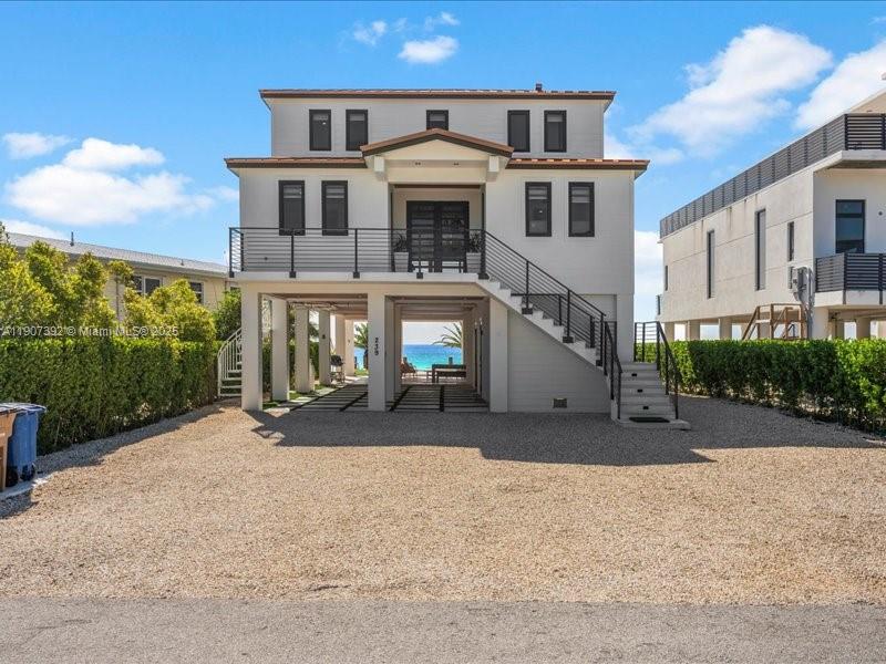 LARGO BEACH - Residential