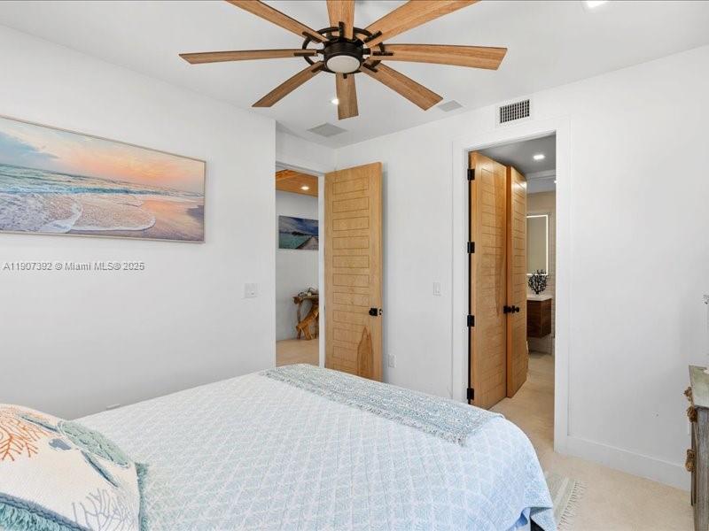 LARGO BEACH - Residential