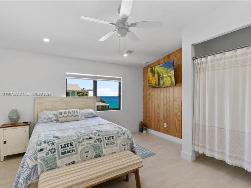 LARGO BEACH - Residential