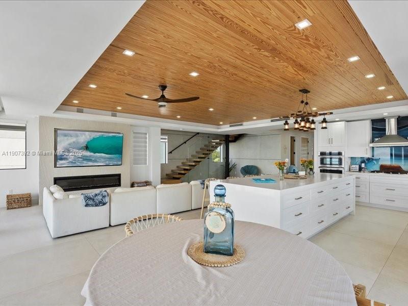 LARGO BEACH - Residential