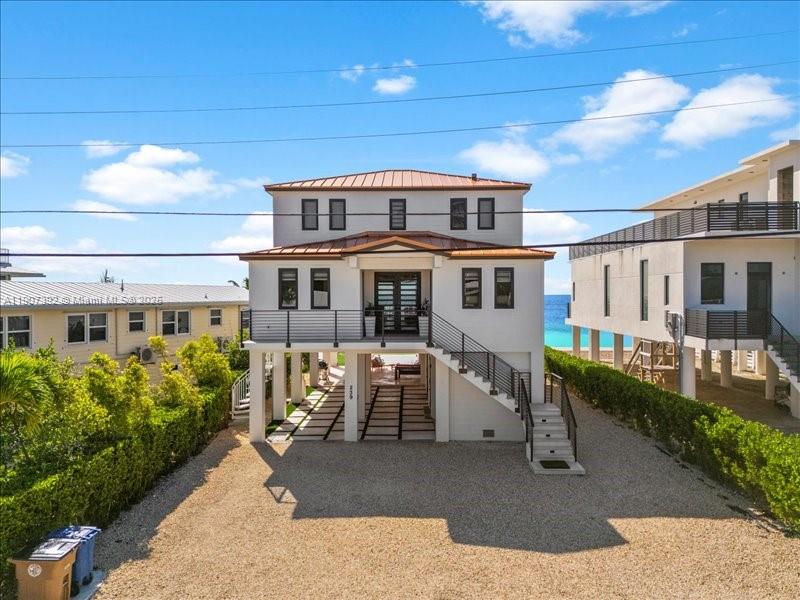 LARGO BEACH - Residential