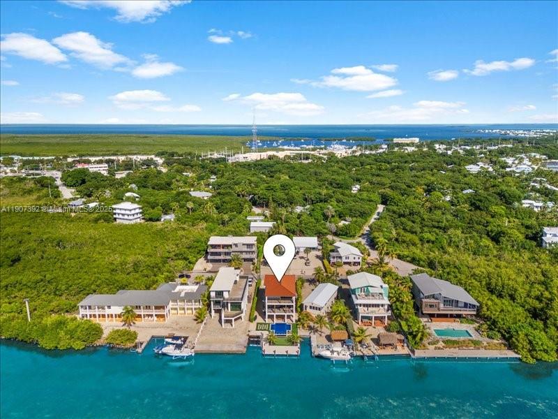 LARGO BEACH - Residential