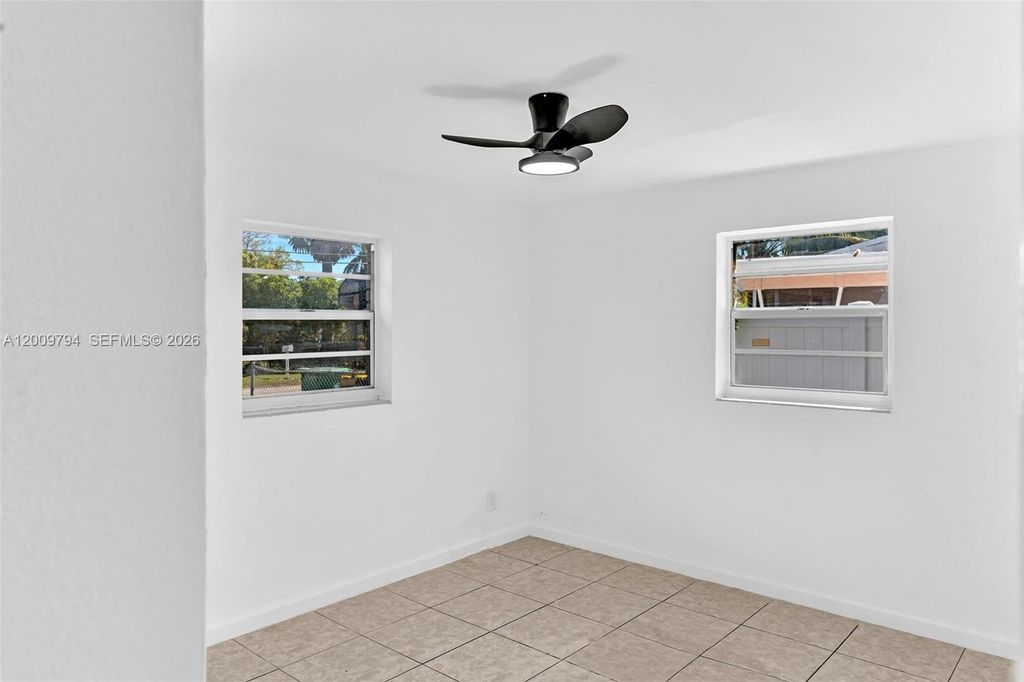 Photo of 4156 SW 49th Ct #0, Dania Beach, FL 33314 (MLS # A12009794)