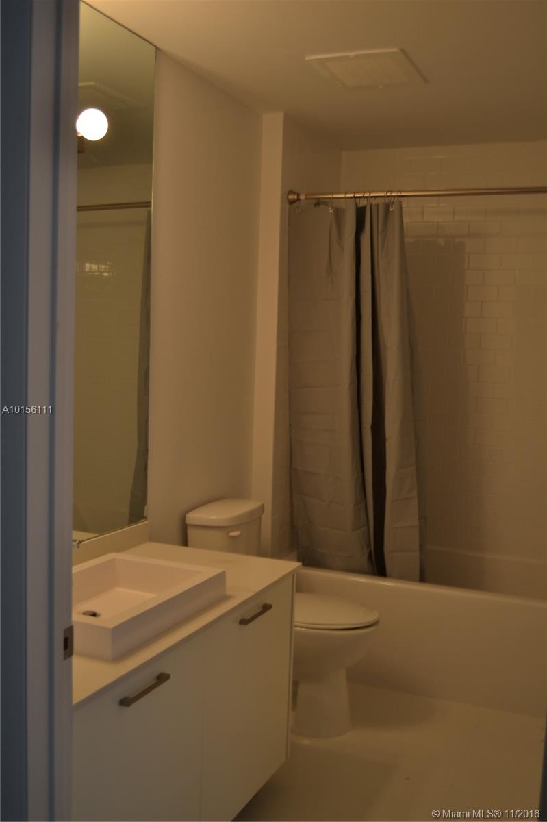 Centro - Residential Lease