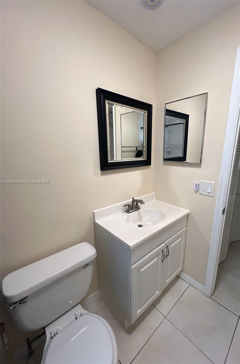 KENTWOOD OF WEDGEWOOD CON - Residential Lease