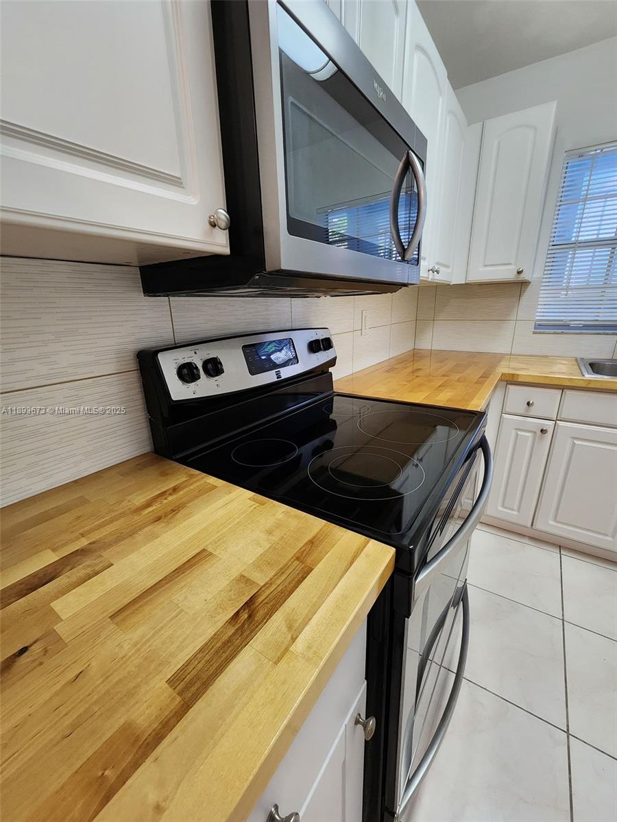 KENTWOOD OF WEDGEWOOD CON - Residential Lease