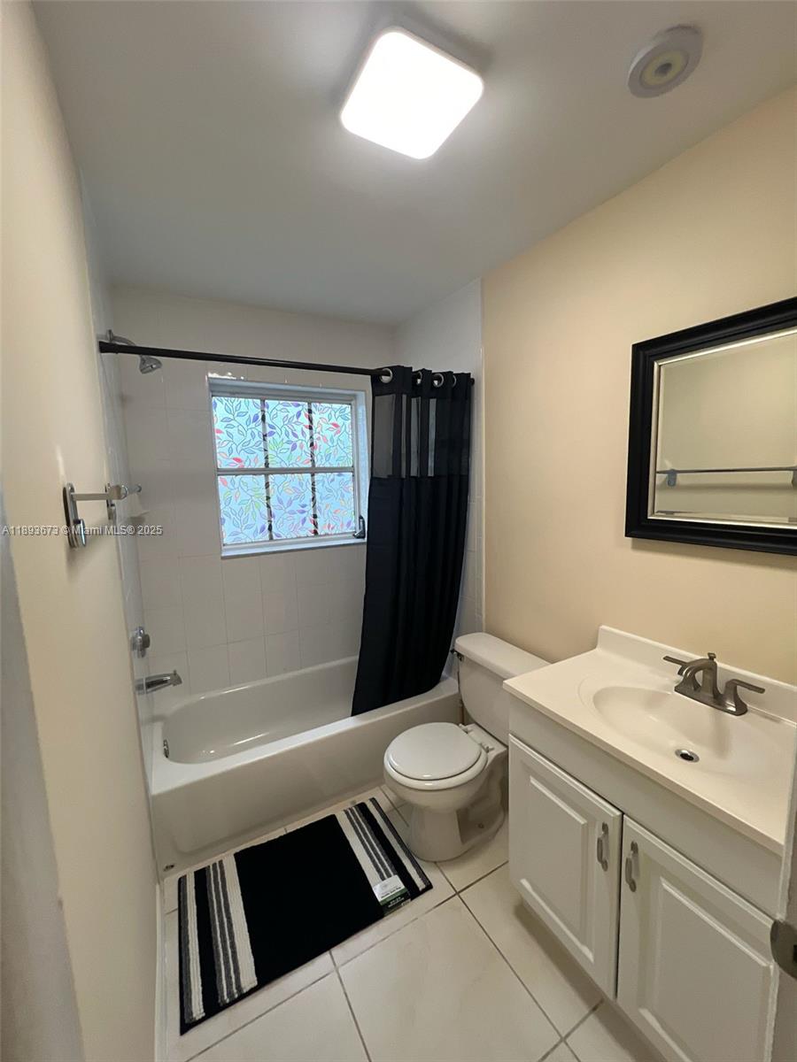 KENTWOOD OF WEDGEWOOD CON - Residential Lease