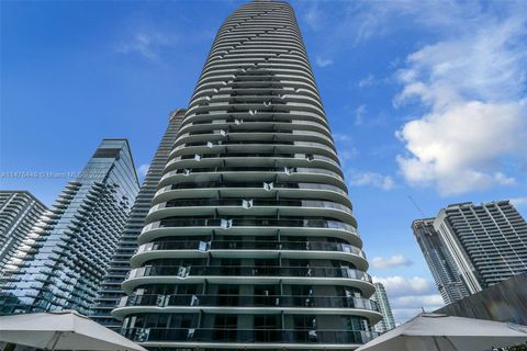 Condominium in Miami FL 55 9th ST.jpg