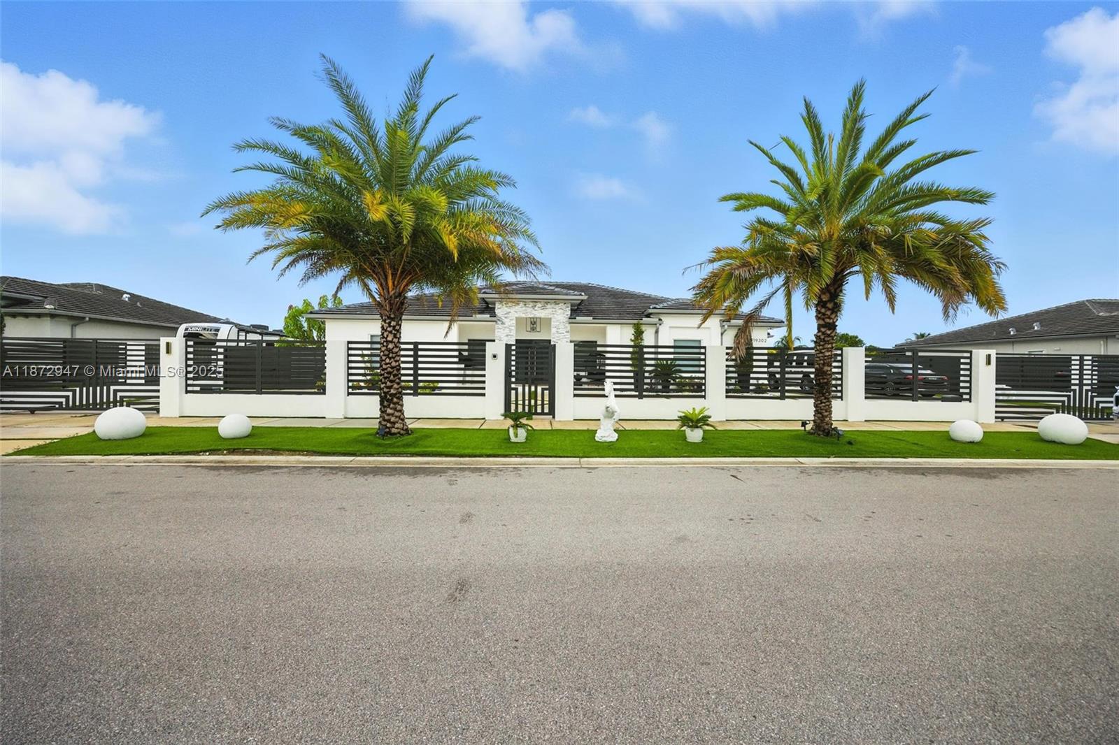 CAPLE FARMS SOUTH - Residential