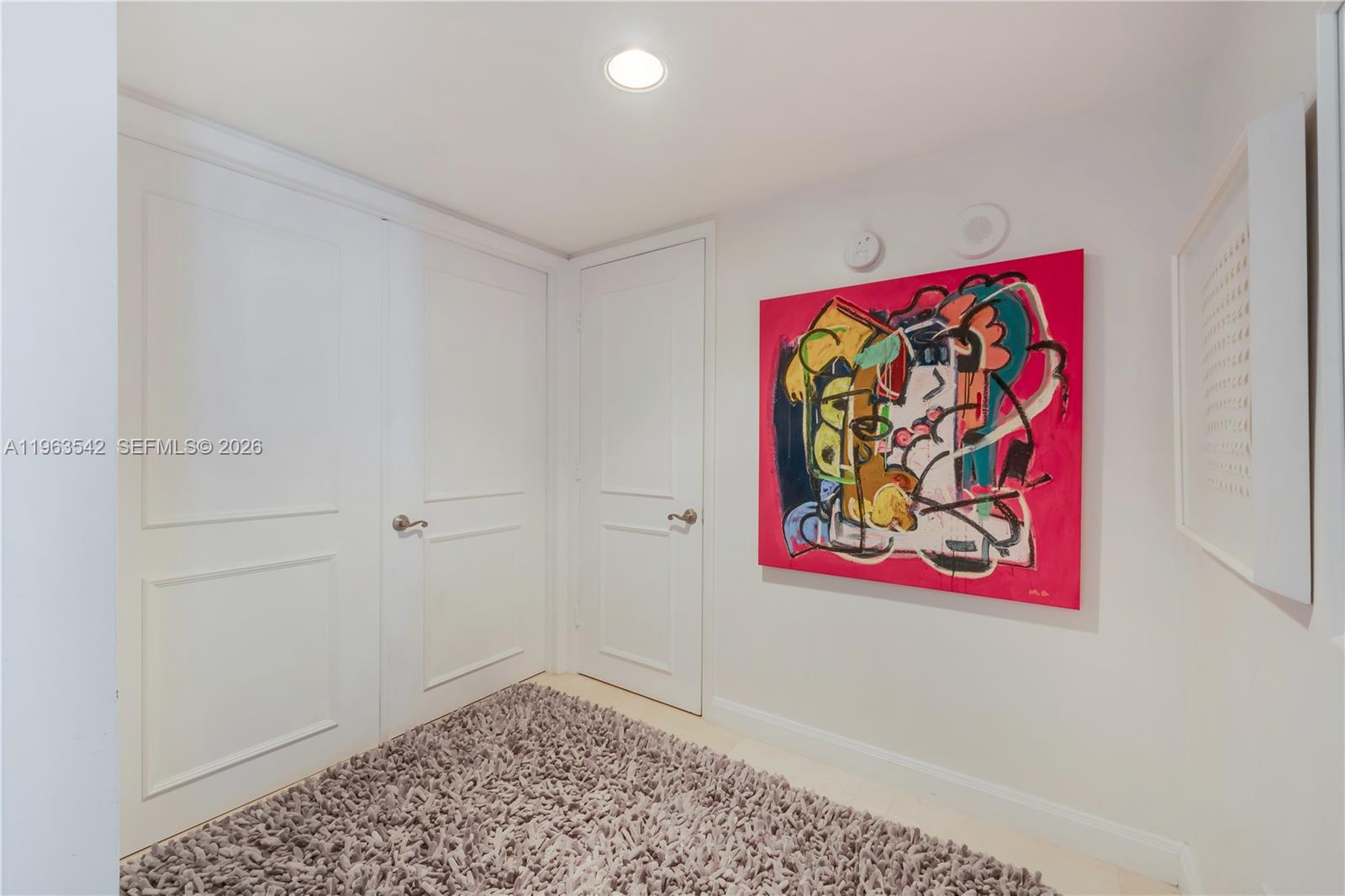 19333 E Collins Ave 1202