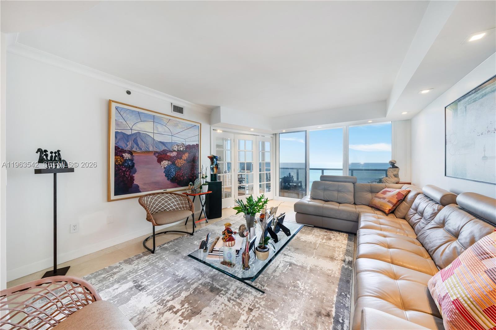 19333 E Collins Ave 1202